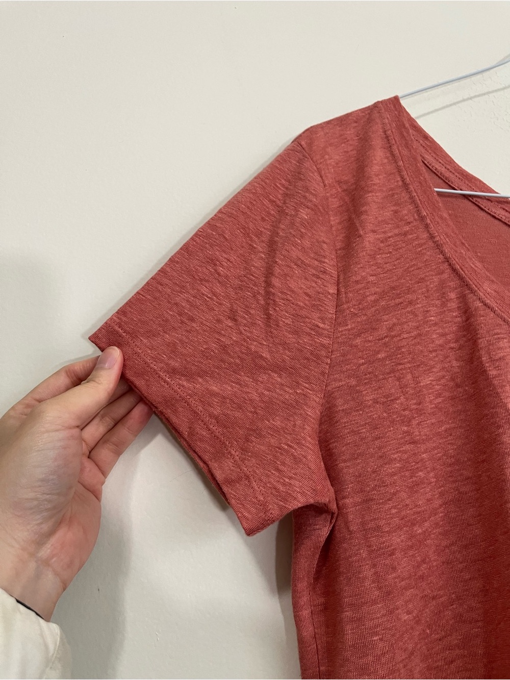NWT LOFT Ann Taylor 100% Linen Scoop Neck Short Sleeve T-Shirt Top M Dusty Red - Picture 4 of 16